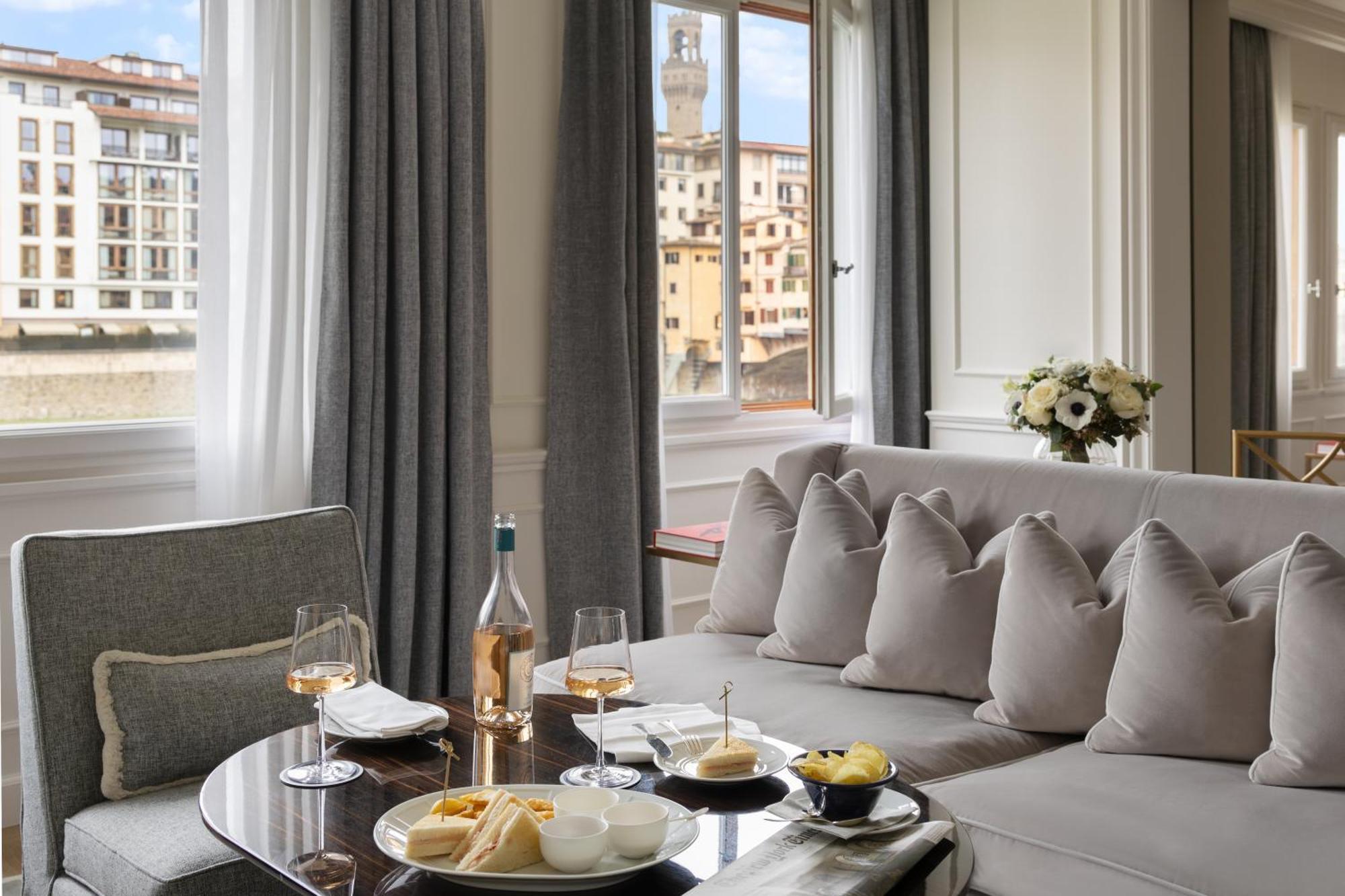 Lungarno Luxury Apartments - By Lungarno Collection Флоренція Екстер'єр фото